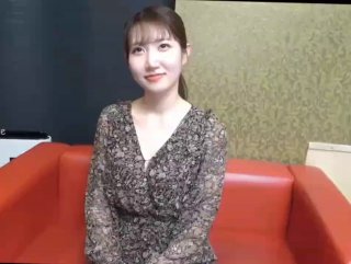 贫困生证明极品身材美乳！紧紧包裹你的肉棒【陌陌探探过时了，用下面简阶的软件】